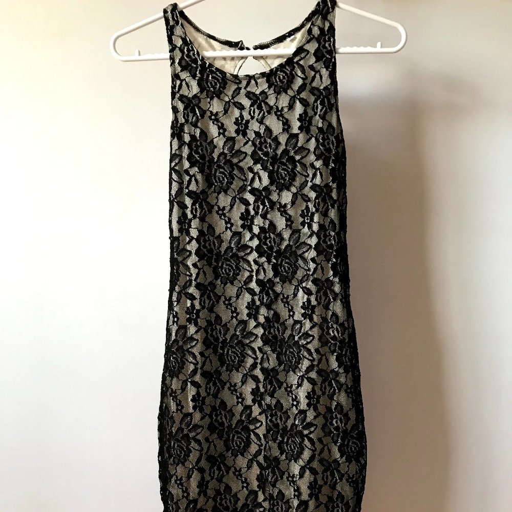 Black Laced Sleeveless Mesh Dress with Cream Coloured Inner Lining